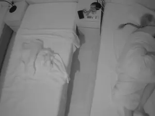 Julmodels Bedroom-D5's Live Sex Cam Show