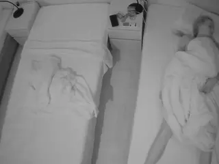 Julmodels Bedroom-D5's Live Sex Cam Show