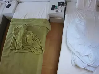 Julmodels Bedroom-D5's Live Sex Cam Show