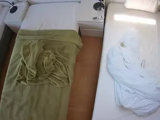 Julmodels Bedroom-D5's Live Sex Cam Show
