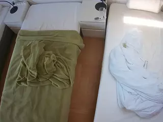 Julmodels Bedroom-D5's Live Sex Cam Show