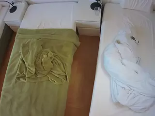 Julmodels Bedroom-D5's Live Sex Cam Show