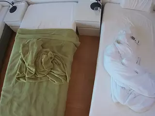 Julmodels Bedroom-D5's Live Sex Cam Show