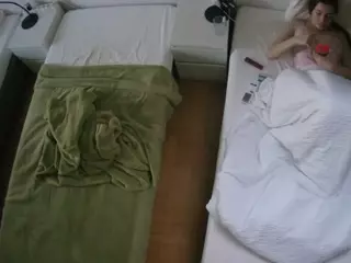 Julmodels Bedroom-D5's Live Sex Cam Show