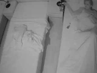 Julmodels Bedroom-D5's Live Sex Cam Show