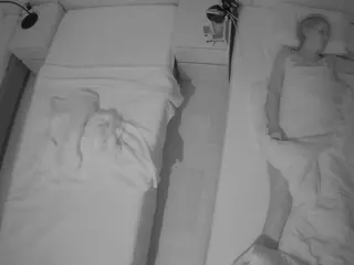 Julmodels Bedroom-D5's Live Sex Cam Show