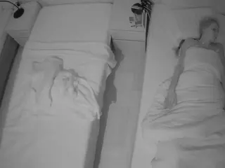 Julmodels Bedroom-D5's Live Sex Cam Show