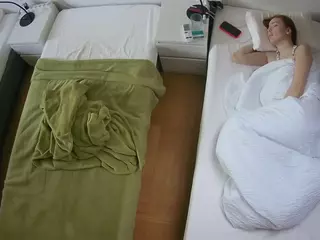 Julmodels Bedroom-D5's Live Sex Cam Show