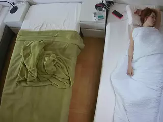 Julmodels Bedroom-D5's Live Sex Cam Show