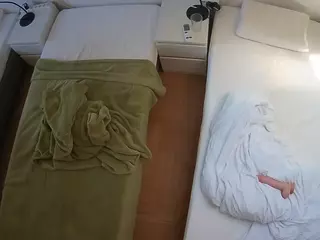 Julmodels Bedroom-D5's Live Sex Cam Show