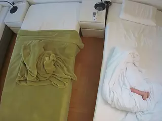 Julmodels Bedroom-D5's Live Sex Cam Show