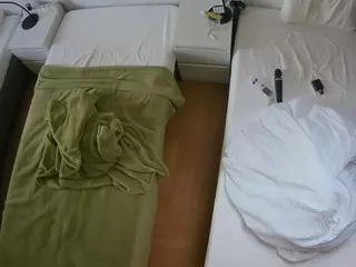 Julmodels Bedroom-D5's Live Sex Cam Show