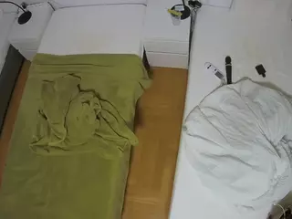 Julmodels Bedroom-D5's Live Sex Cam Show