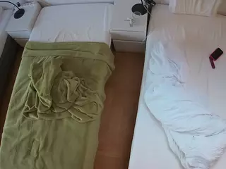 Julmodels Bedroom-D5's Live Sex Cam Show