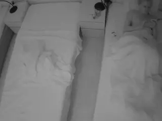 Julmodels Bedroom-D5's Live Sex Cam Show
