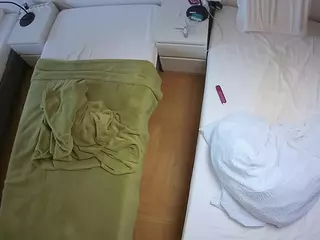 Julmodels Bedroom-D5's Live Sex Cam Show