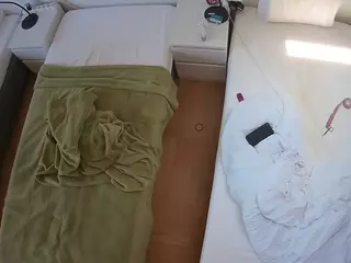 Julmodels Bedroom-D5's Live Sex Cam Show