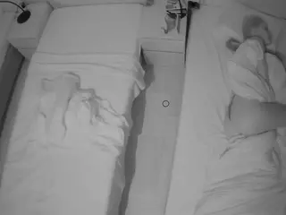 Julmodels Bedroom-D5's Live Sex Cam Show