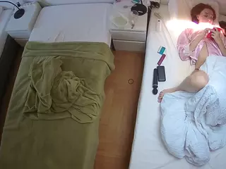 Julmodels Bedroom-D5's Live Sex Cam Show