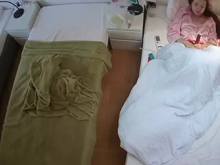 Julmodels Bedroom-D5's Live Sex Cam Show