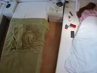 Julmodels Bedroom-D5's Live Sex Cam Show