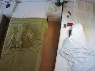Julmodels Bedroom-D5's Live Sex Cam Show