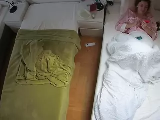Julmodels Bedroom-D5's Live Sex Cam Show