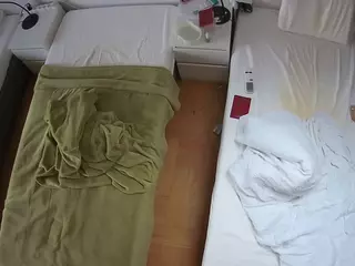 Julmodels Bedroom-D5's Live Sex Cam Show