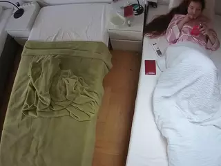 Julmodels Bedroom-D5's Live Sex Cam Show