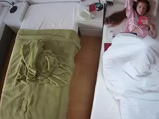 Julmodels Bedroom-D5's Live Sex Cam Show