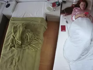 Julmodels Bedroom-D5's Live Sex Cam Show