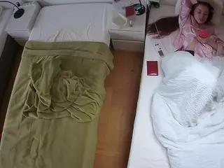 Julmodels Bedroom-D5's Live Sex Cam Show