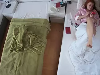 Julmodels Bedroom-D5's Live Sex Cam Show