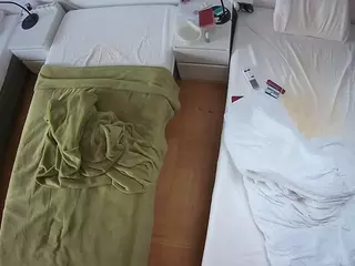 Julmodels Bedroom-D5's Live Sex Cam Show