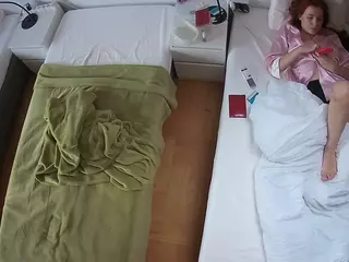 Julmodels Bedroom-D5's Live Sex Cam Show