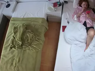 Julmodels Bedroom-D5's Live Sex Cam Show