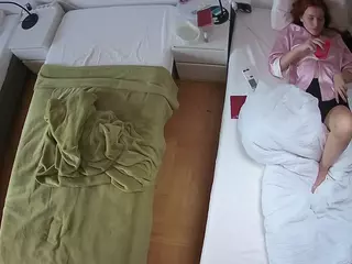 Julmodels Bedroom-D5's Live Sex Cam Show