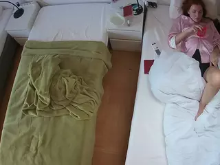 Julmodels Bedroom-D5's Live Sex Cam Show