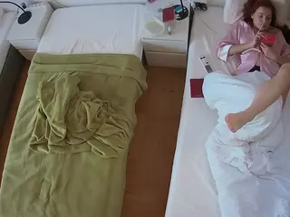 Julmodels Bedroom-D5's Live Sex Cam Show