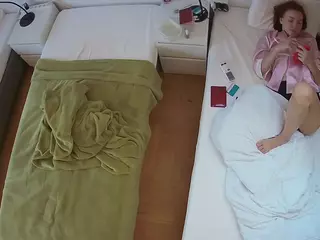 Julmodels Bedroom-D5's Live Sex Cam Show