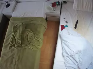 Julmodels Bedroom-D5's Live Sex Cam Show