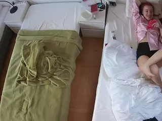 Julmodels Bedroom-D5's Live Sex Cam Show