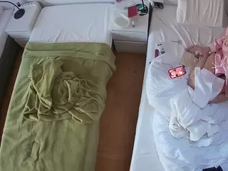 Julmodels Bedroom-D5's Live Sex Cam Show
