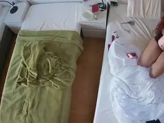 Julmodels Bedroom-D5's Live Sex Cam Show