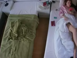 Julmodels Bedroom-D5's Live Sex Cam Show