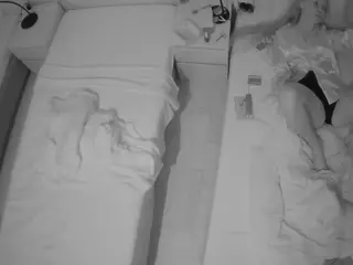 Julmodels Bedroom-D5's Live Sex Cam Show