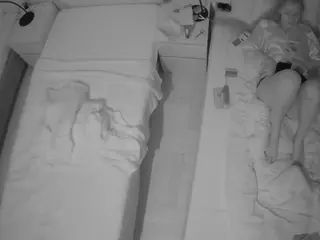 Julmodels Bedroom-D5's Live Sex Cam Show