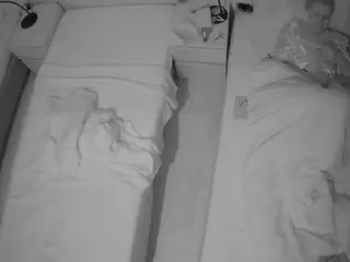 Julmodels Bedroom-D5's Live Sex Cam Show