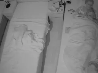 Julmodels Bedroom-D5's Live Sex Cam Show