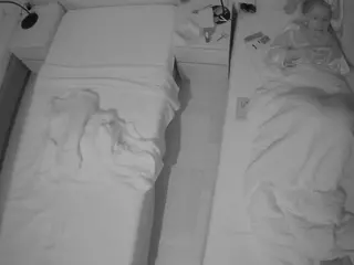Julmodels Bedroom-D5's Live Sex Cam Show